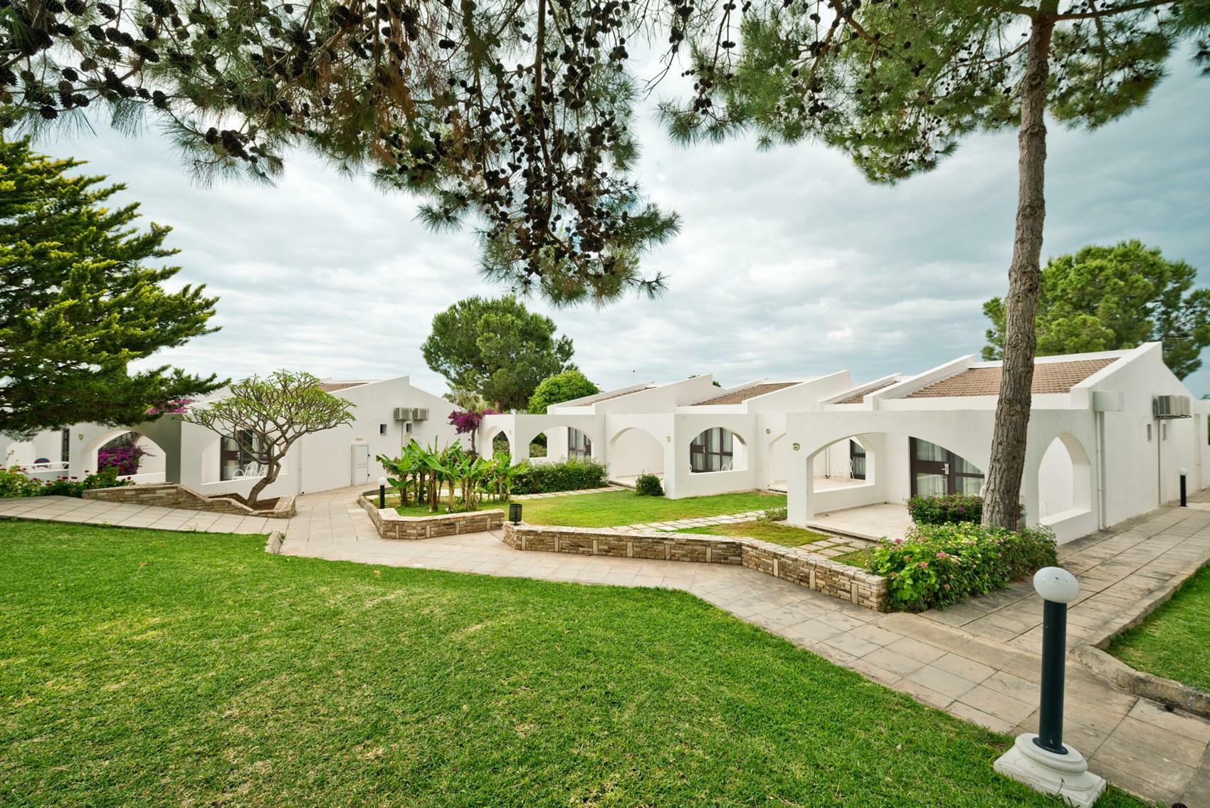 The Olive Tree Hotel Saint Epiktitos Exterior foto
